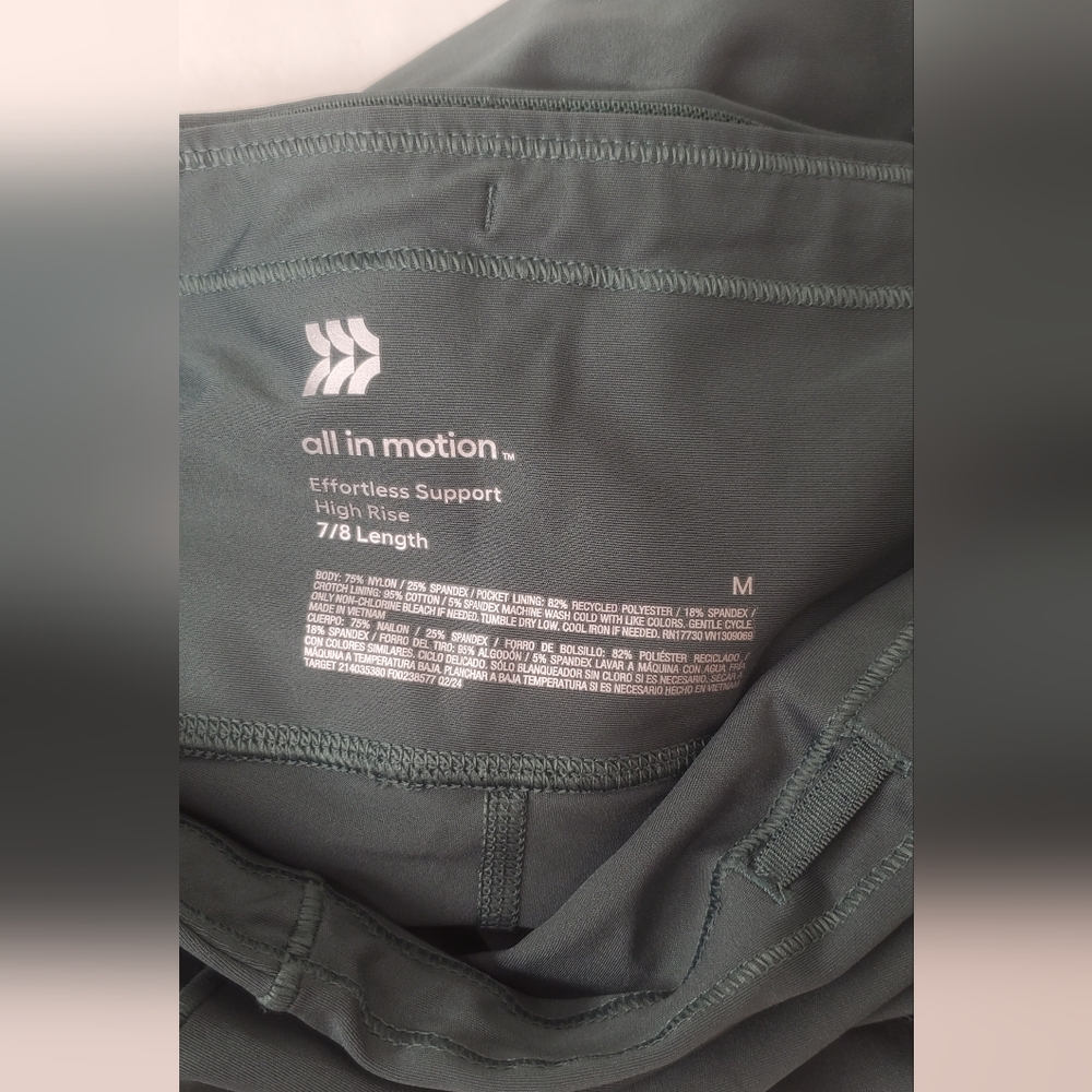 All in Motion Size M High Rise Leggings Sage Color - Picture 5 of 7